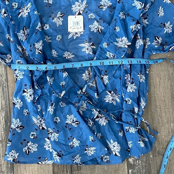 Free People Amanda wrap top ruffle detail blouse in blue size small - Picture 11 of 12